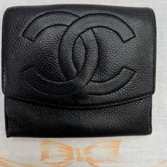 CHANEL Handbags - Black Vintage Chanel Leather Wallet Authentic Dual Snap